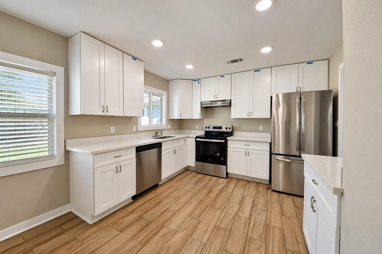 2 bed, 2.5 bath, 1554 sqft, $2,795 — Photo 3