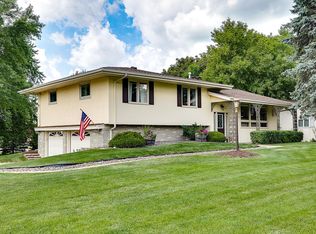 3127 Hafner Ct, Shoreview, MN 55126