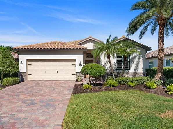 7027 Quiet Creek Dr, Bradenton, FL 34212