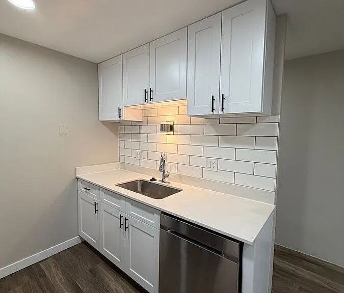 1065 Saulsbury St #203 — Photo 3