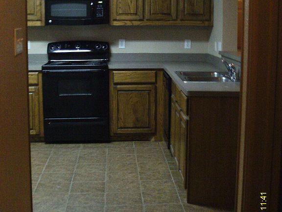 5th image of 1404 N Gaines St