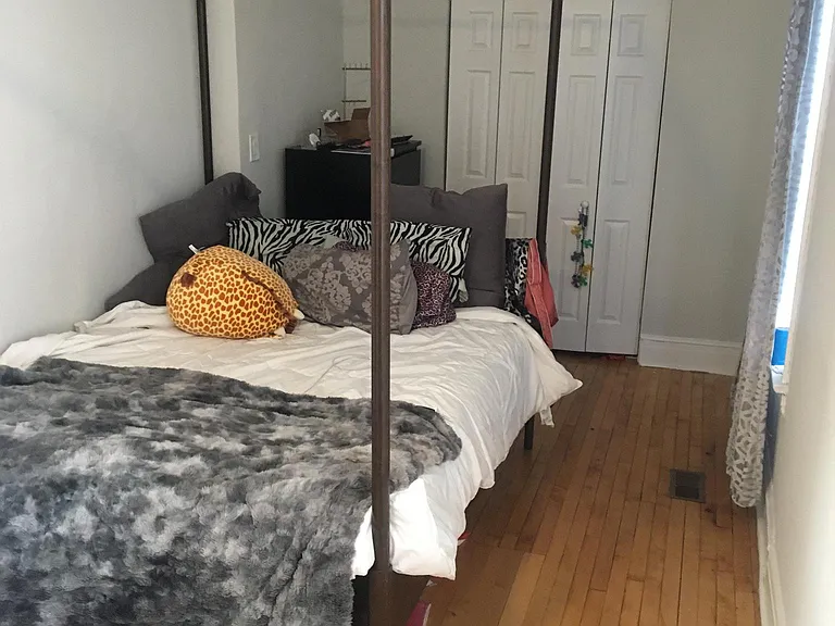 2250 W Armitage Ave #1E — Photo 9