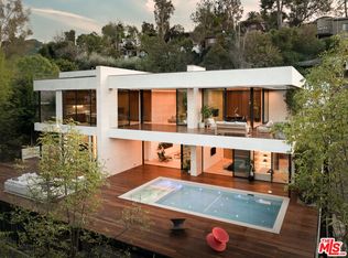 3748 Berry Dr, Studio City, CA 91604