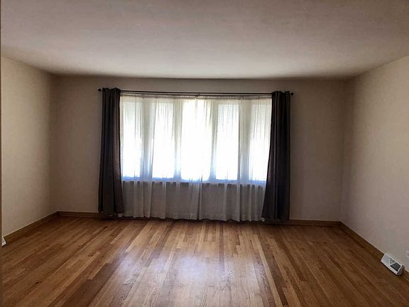 3rd image of 6129 W Leland Ave #2