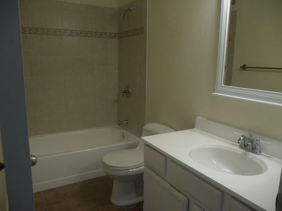 Upgraded Hall Bathroom