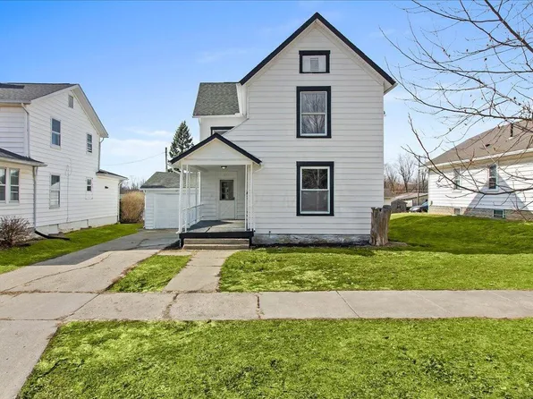 633 N Detroit St, Bellefontaine, OH 43311