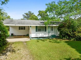 17 Davis Dawsey Rd, Picayune, MS 39466
