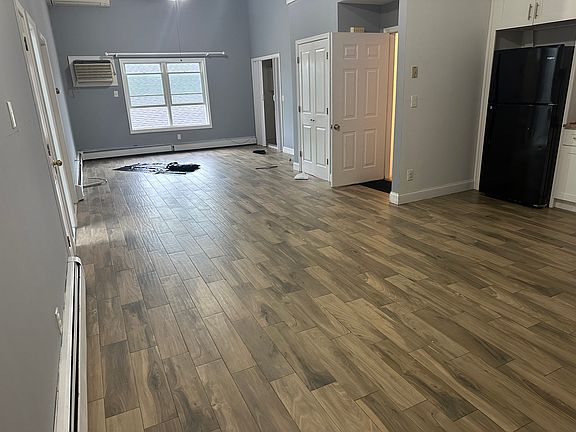 3rd image of 20 Cordelia Ave #7