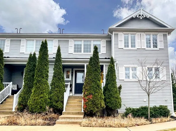 2 Royalton Ln, Collingwood, ON L9Y 5K4
