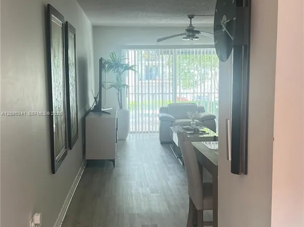 1480 W 46th St APT 210, Hialeah, FL 33012