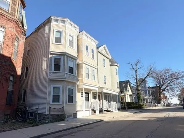 143 Hillside St Unit 3, Boston, MA 02120