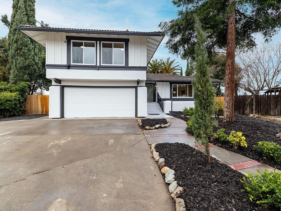 1st image of 2837 Camarillo Dr