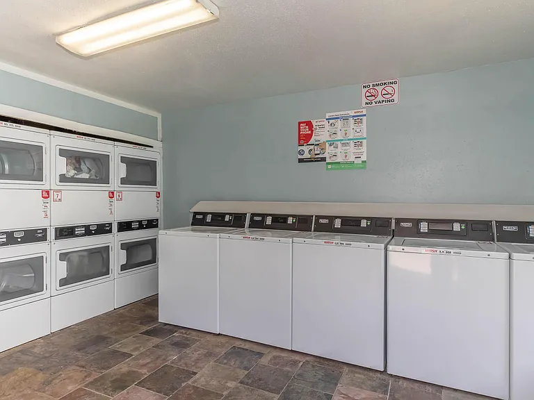 Tidwell Park Apartments — Photo 44