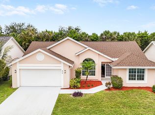 234 Moccasin Trail W, Jupiter, FL 33458