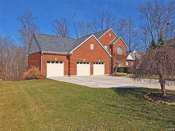 3 car garage