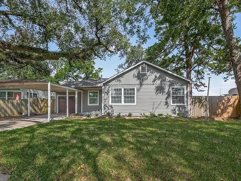 714 E Humble St — Photo 3