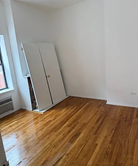 234 Hudson St #2 — Photo 7