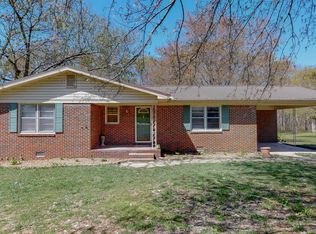 26 Tunstill Loop Rd, Fayetteville, TN 37334