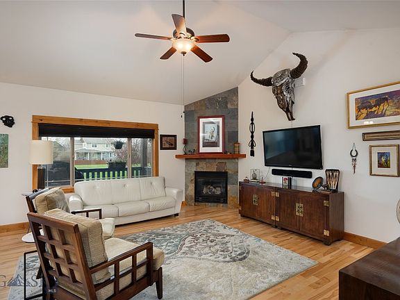 2nd image of 155 Morgan Creek Ln