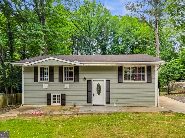 781 Brian Ln, Forest Park, GA 30297