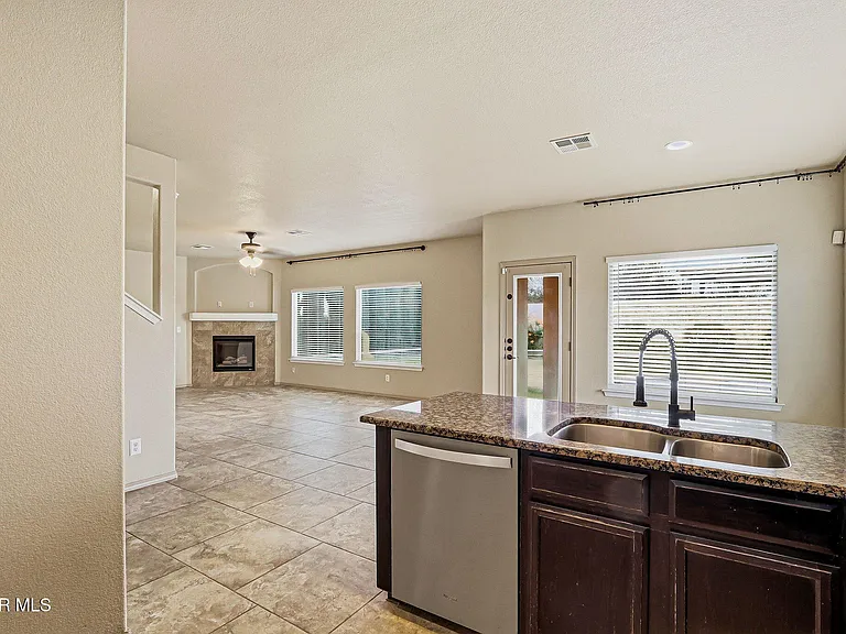 3144 Hidden Creek Dr — Photo 11