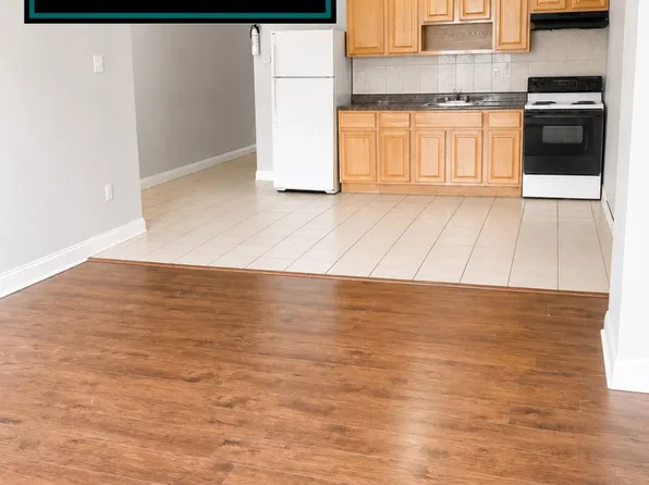 5849 Market St, Philadelphia, PA 19139