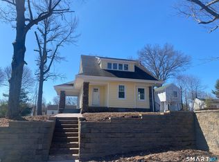 86 Foote St, Hamden, CT 06517