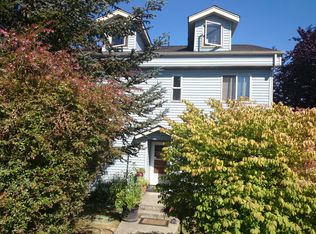 5458 34th Ave SW, Seattle, WA 98126