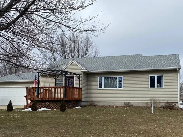 710 Oregon Ave, Benson, MN 56215