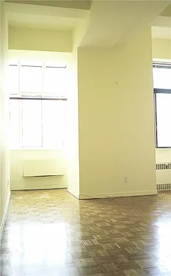 Rented by R New York | media 11