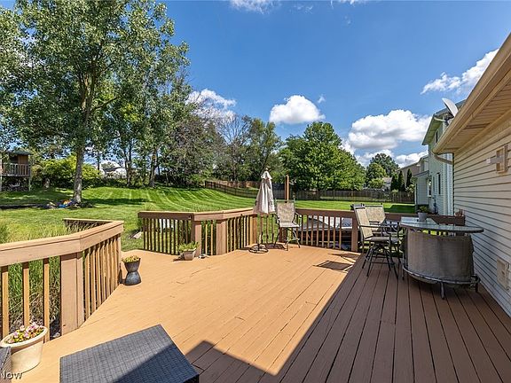 5th image of 4512 Stary Dr