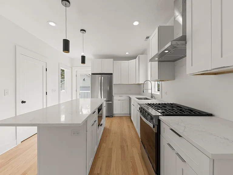 118 N President St — Photo 8