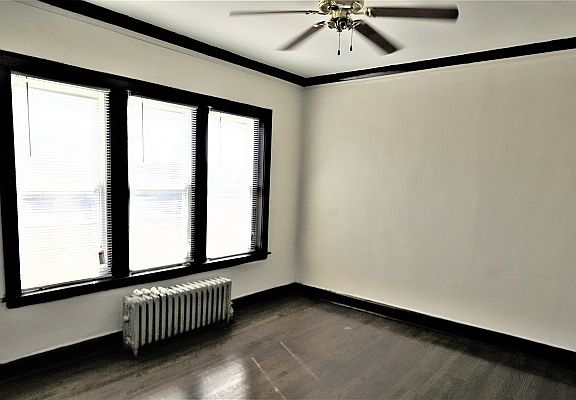 4th image of 9050 S Dauphin Ave #3