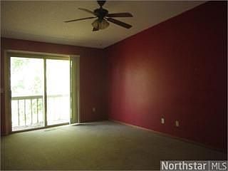 3rd image of 715 Parkside Dr