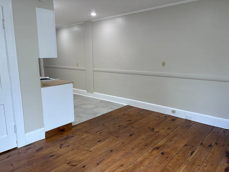 690 Congress St #3 — Photo 13