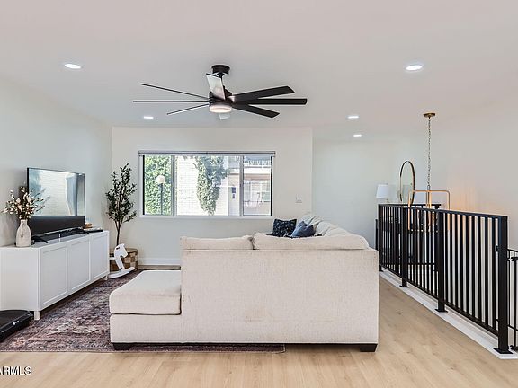 5th image of 1550 N STAPLEY Drive #21