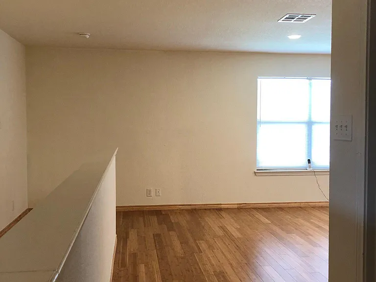 220 Calixto Ct — Photo 10