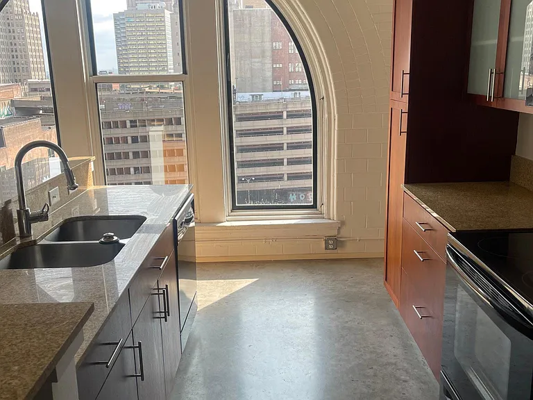1136 Washington Ave #709 — Photo 7