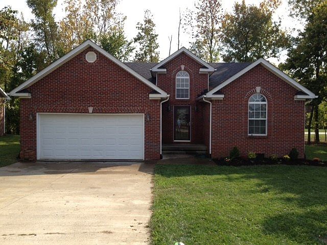 1st image of 111 Twin Oaks Dr