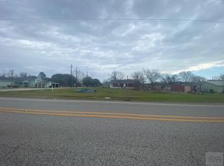 1368 Highway 124, Pt Bolivar, TX 77650