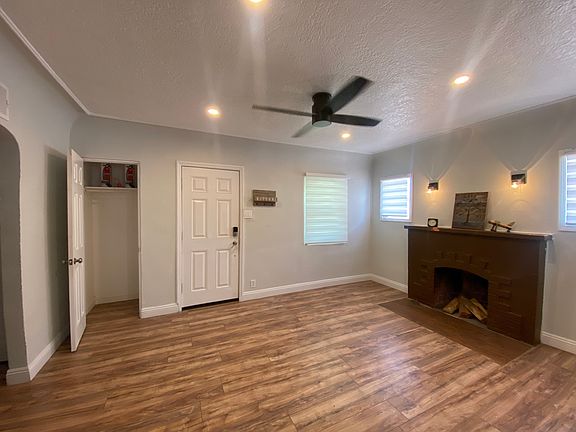 5th image of 1927 W Palm Ln