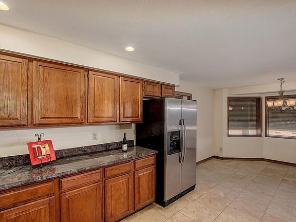 3rd image of 5438 W La Mirada Dr