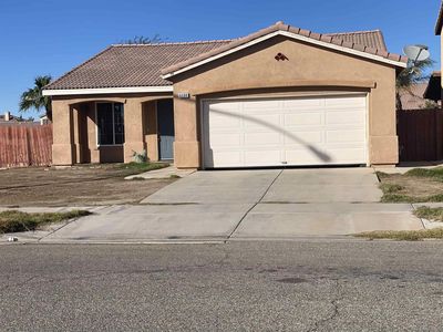 1198 Meadowview Ave, El Centro, CA, 92243