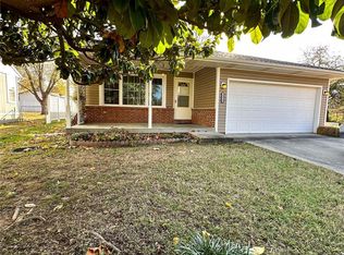 1316 E Buckeye St, Columbus, KS 66725