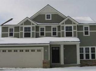 8579 Twin Lakes Dr, Jenison, MI