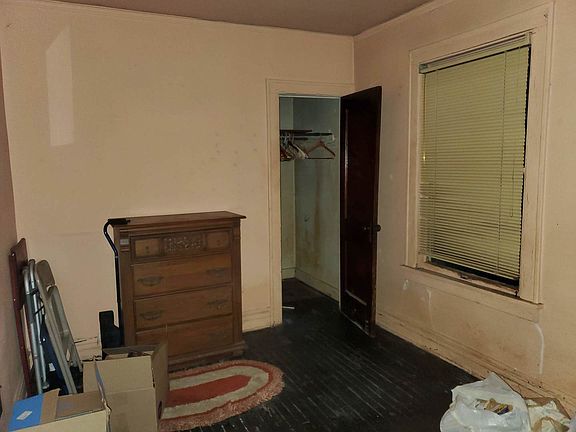 5th image of 10142 S Wentworth Ave
