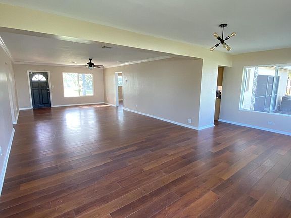 2nd image of 1510 Crest Drive