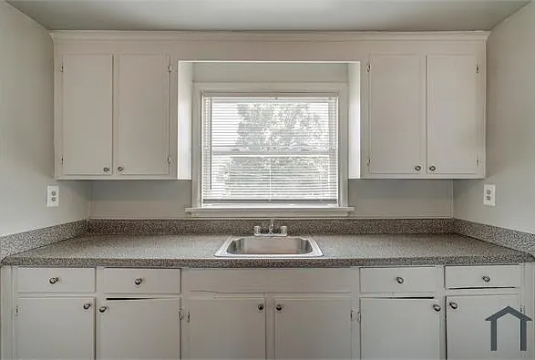5411 Remuda Dr #3 — Photo 10