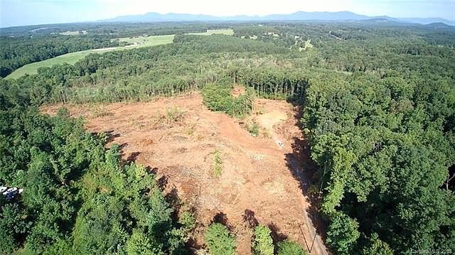 1st image of 346 Twin Hill Ln