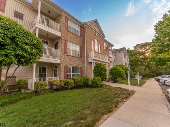 636 Sophee Ln, Lakewood Twp., NJ 08701